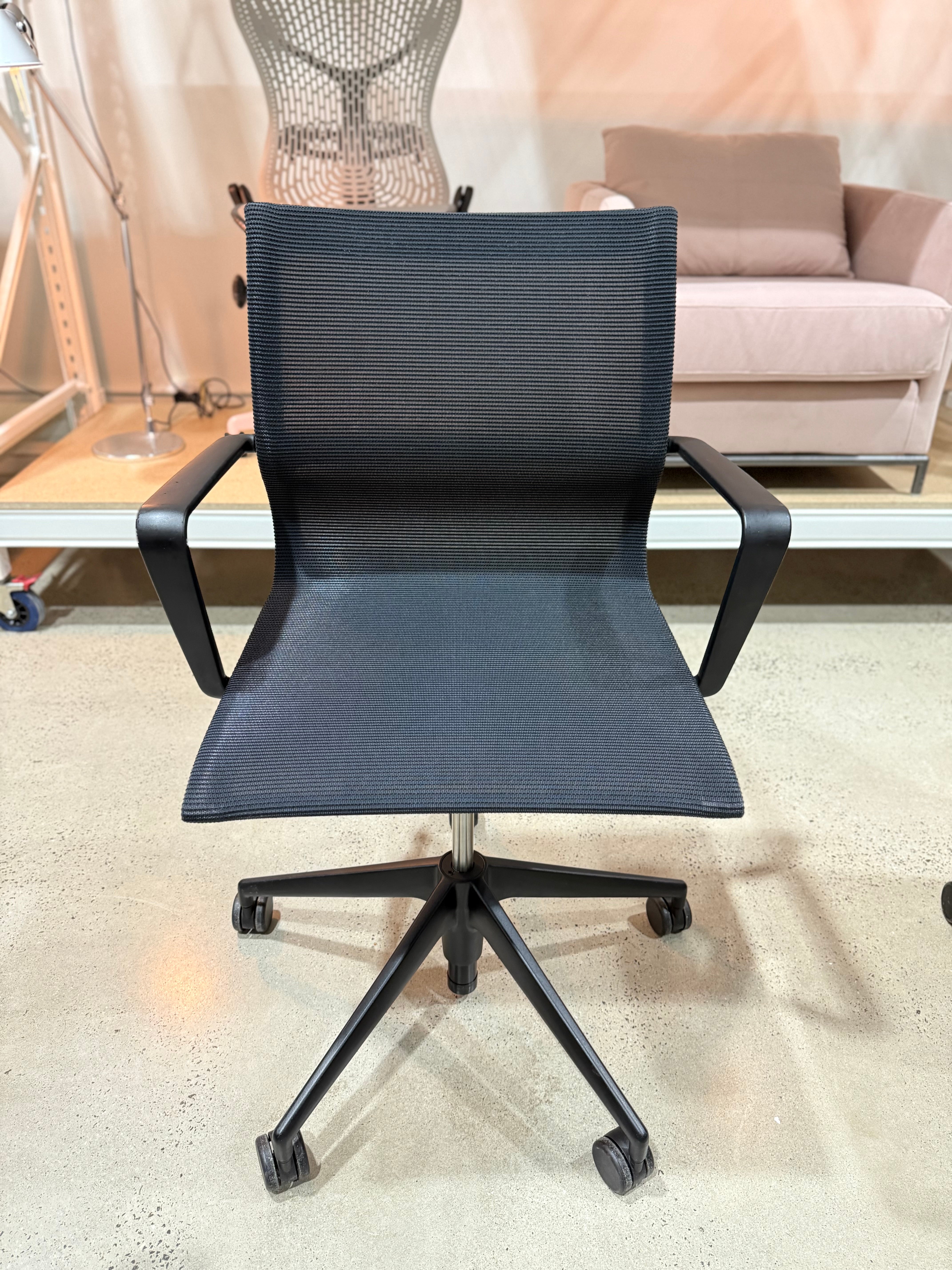 VITRA PHYSIX ERGONOMIC DESIGNER CHAIR VERIFIED AUTHENTIC BY ALBERTO MEDA MADE IN GERMANY - The Chair Co.