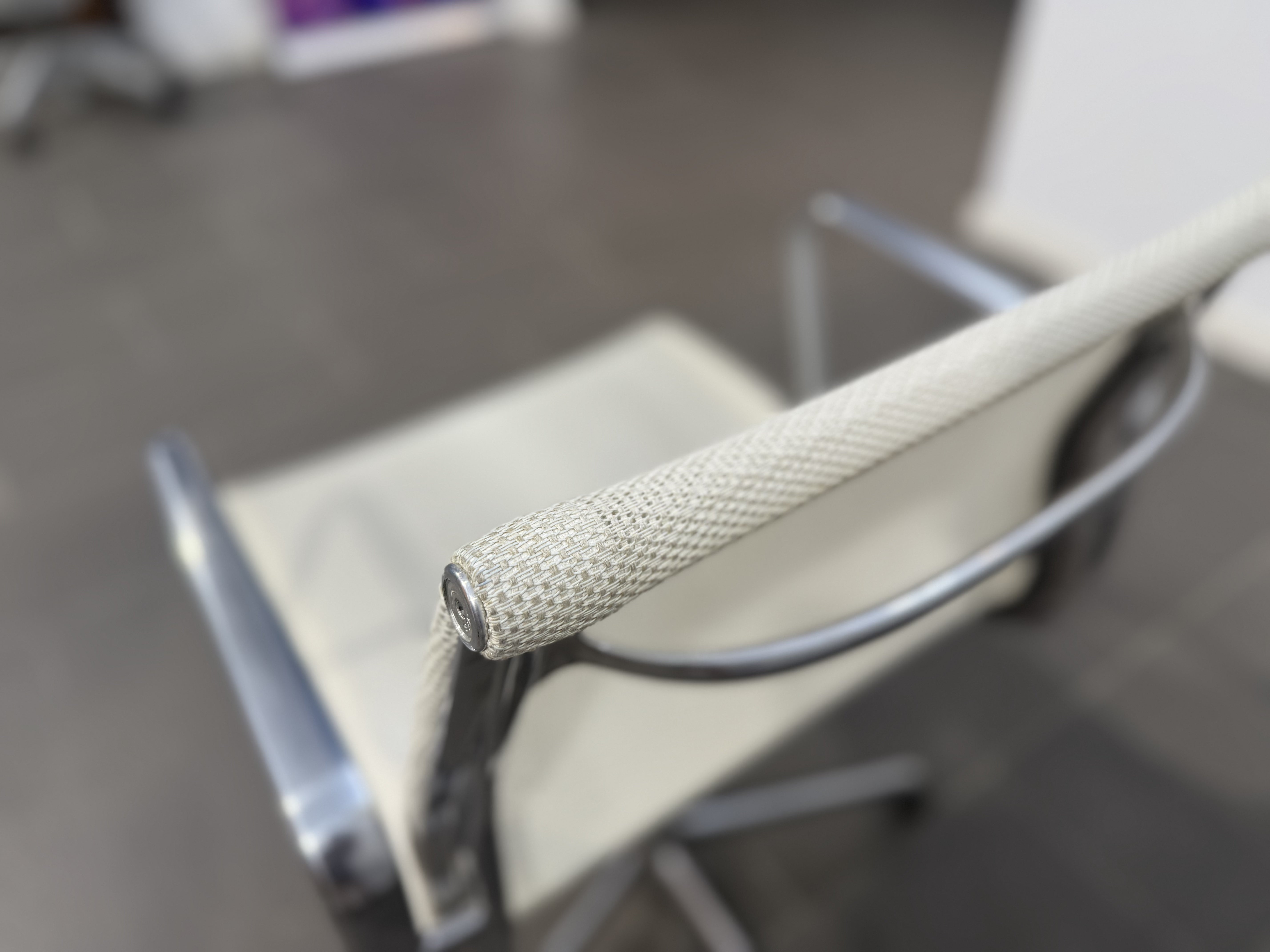 Original EAMES Aluminium Group Management Chairs by Herman Miller USA - The Chair Co.