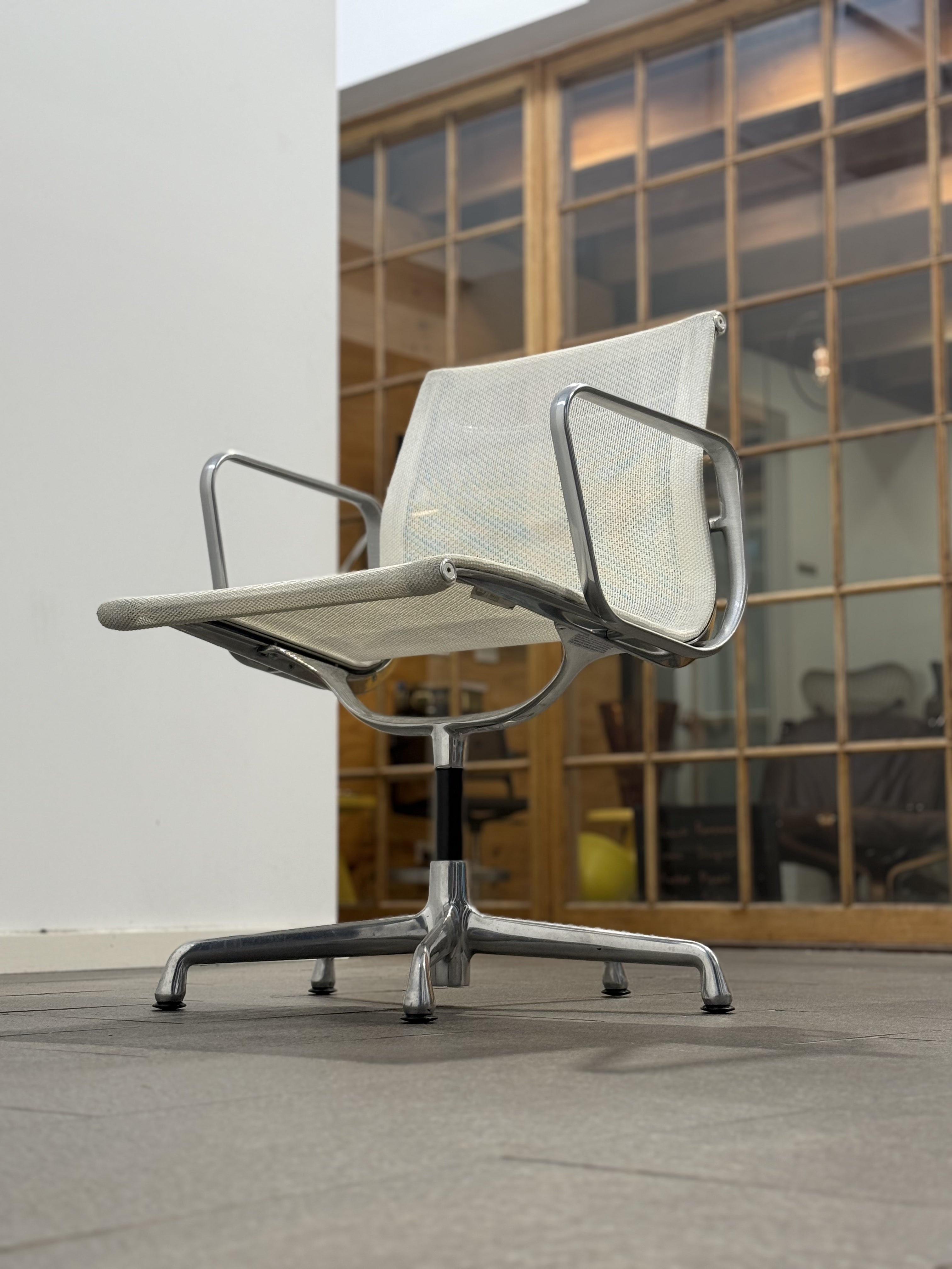 Original EAMES Aluminium Group Management Chairs by Herman Miller USA - The Chair Co.