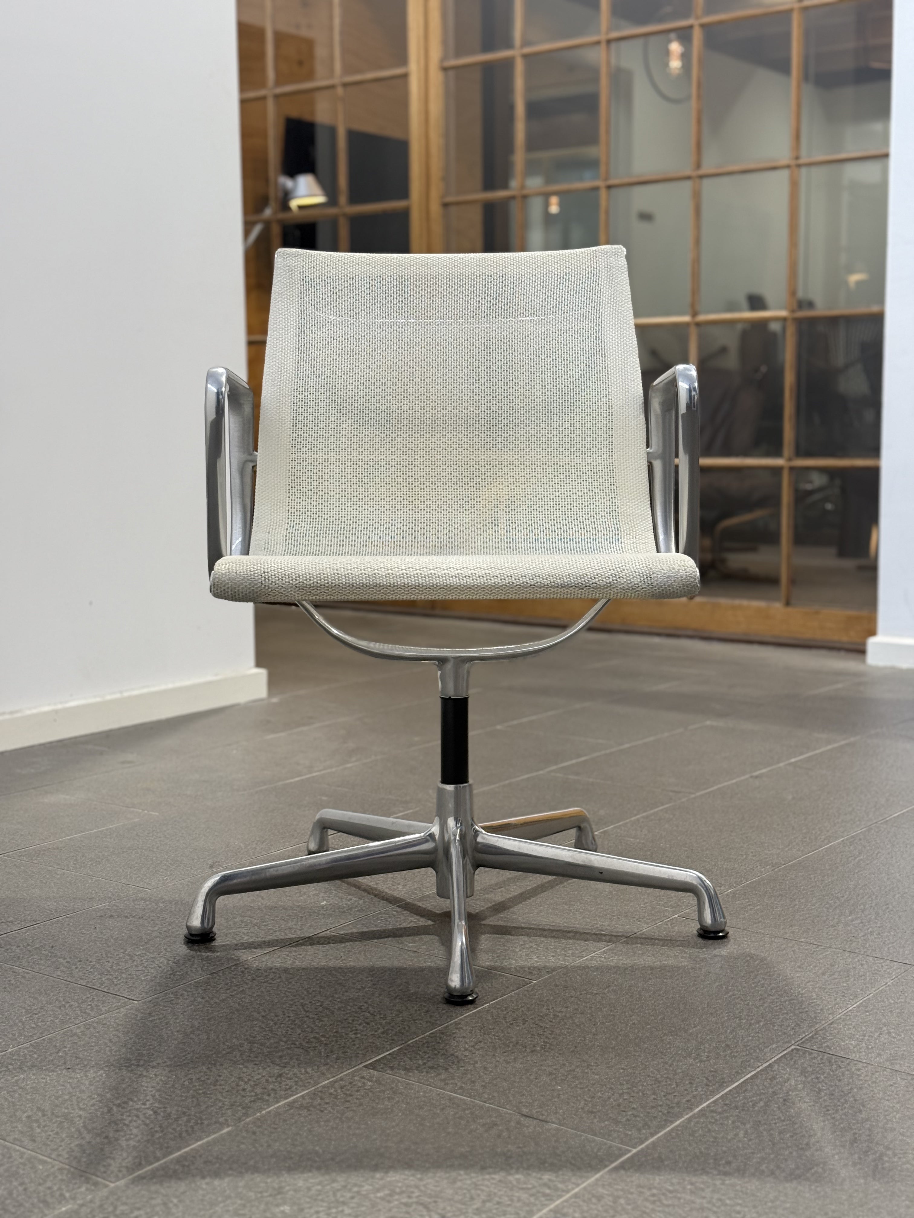 Original EAMES Aluminium Group Management Chairs by Herman Miller USA - The Chair Co.