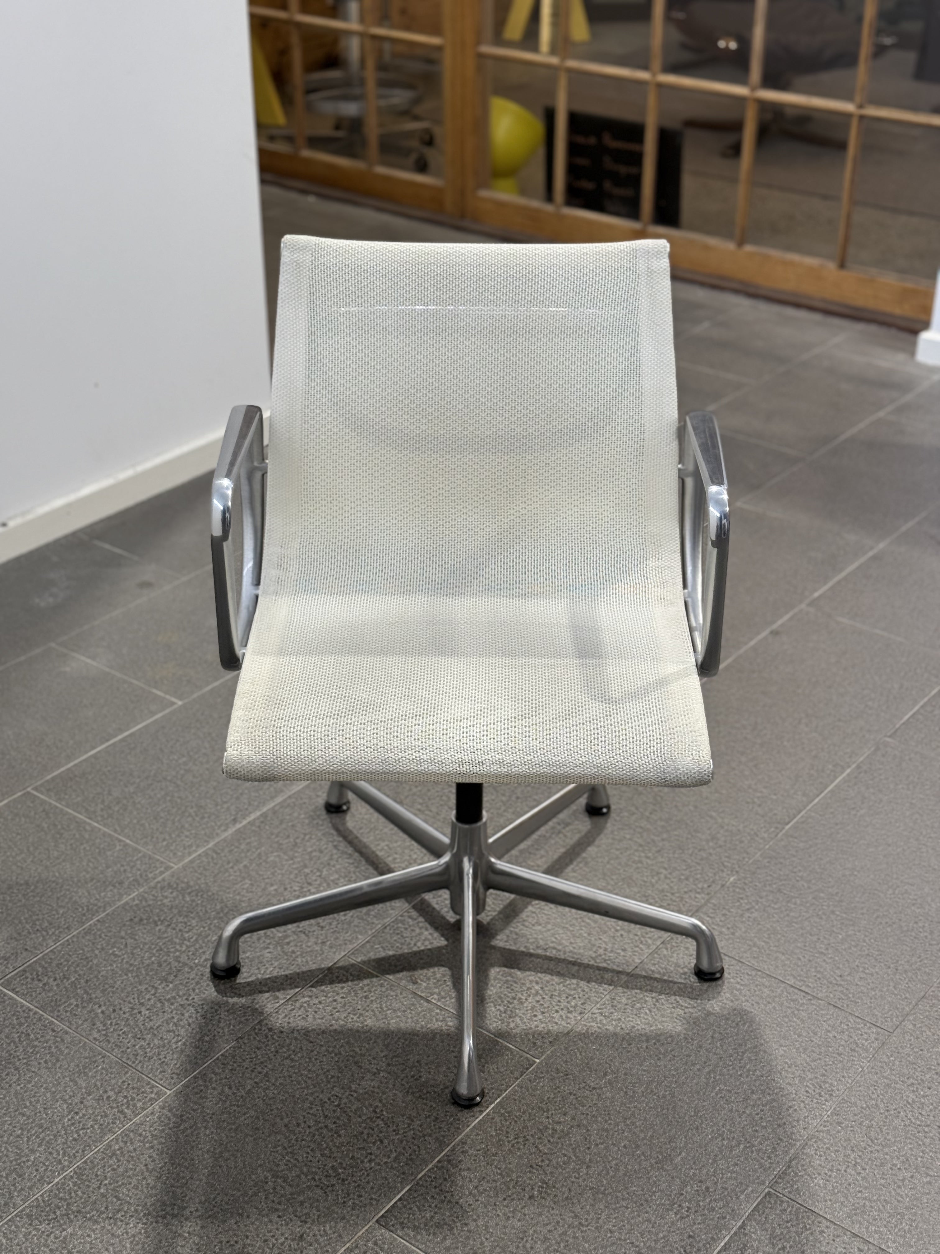 Original EAMES Aluminium Group Management Chairs by Herman Miller USA - The Chair Co.