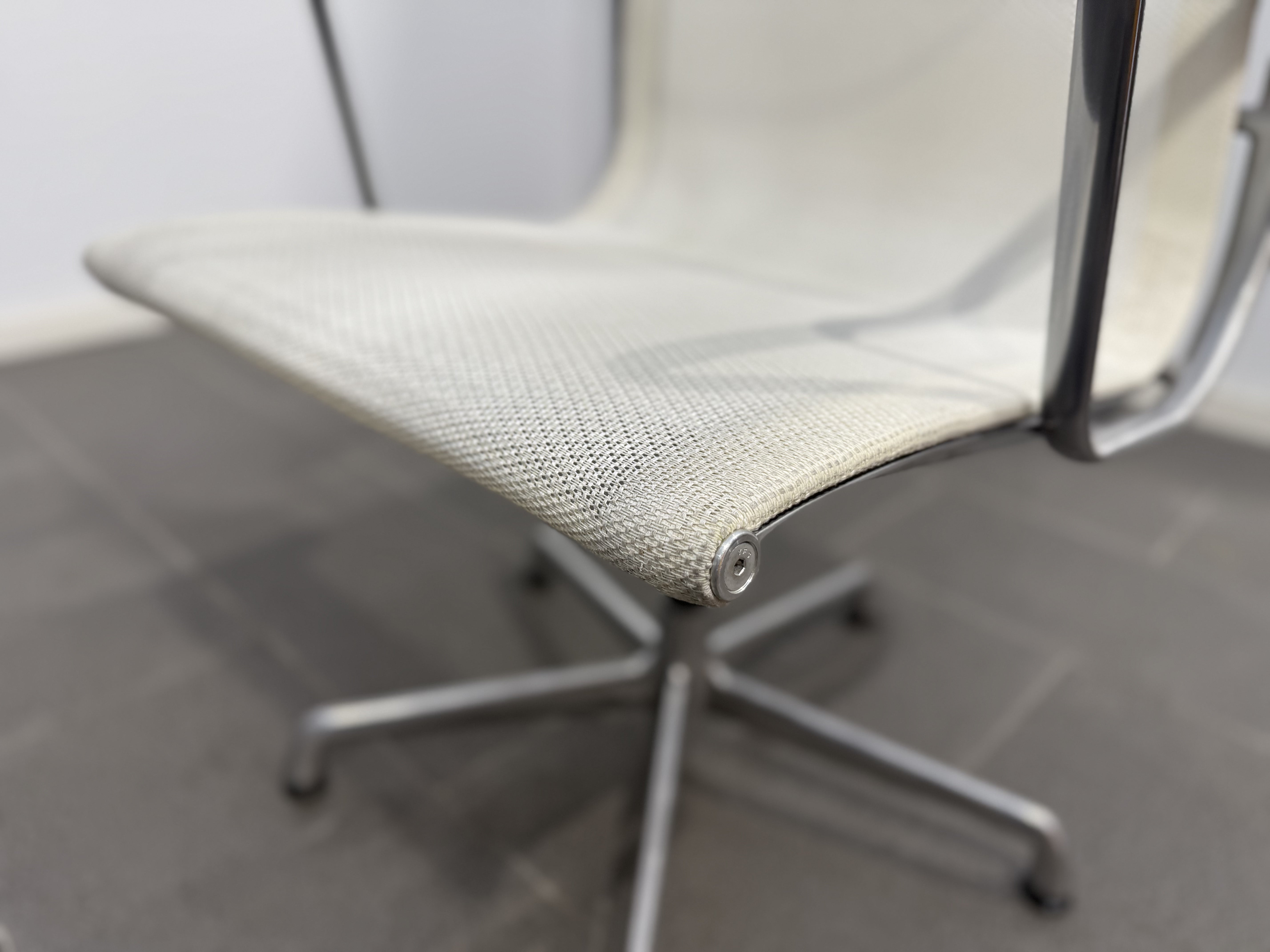 Original EAMES Aluminium Group Management Chairs by Herman Miller USA - The Chair Co.