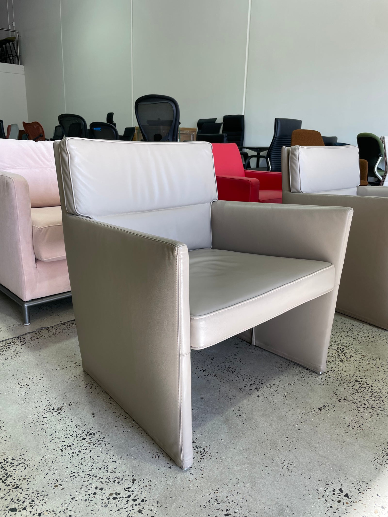 B&B Italia Posa Armchair by
David Chipperfield 2008 Verified Authentic - The Chair Co.