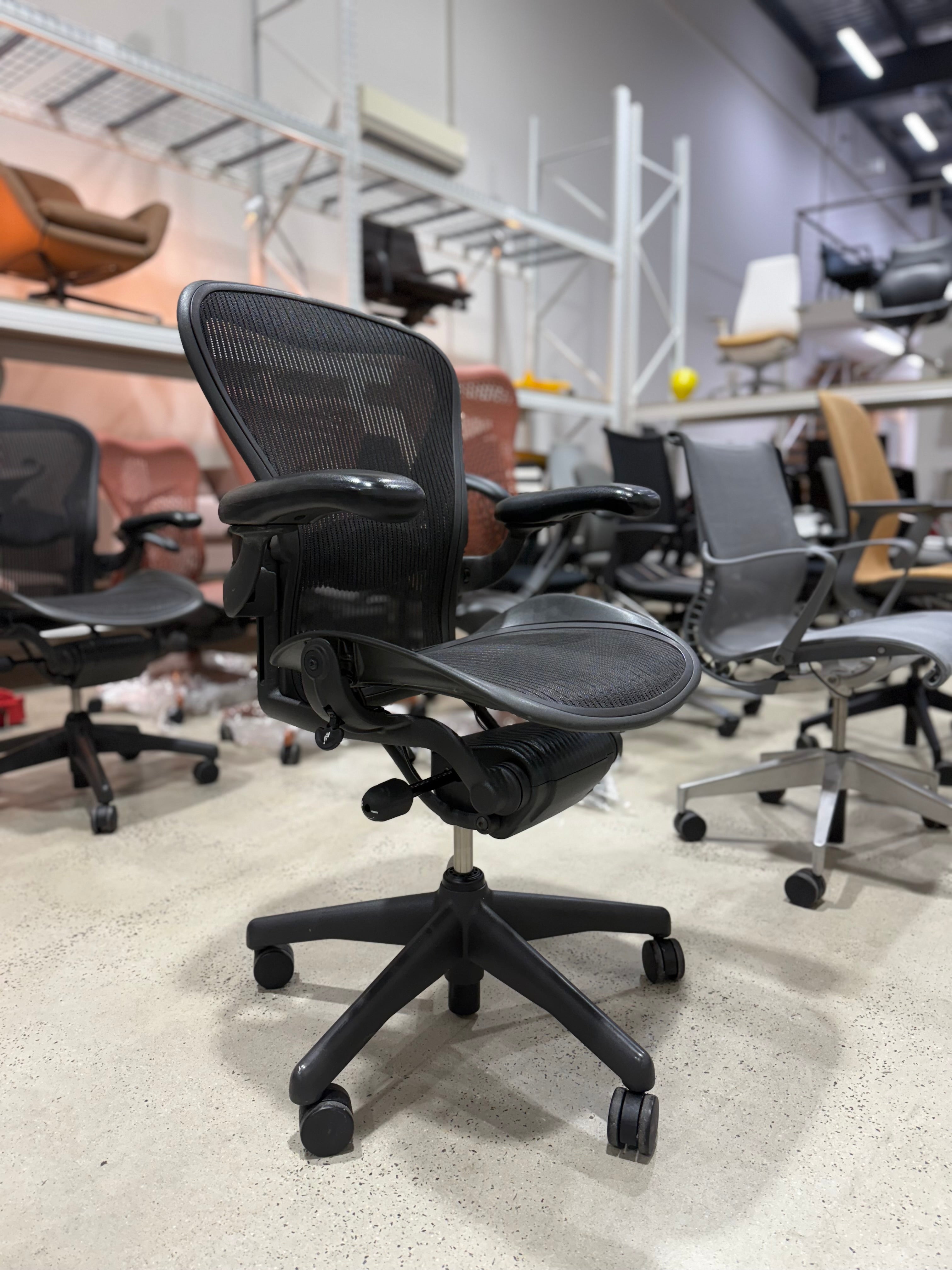 On Sale! No1 Herman Miller Aeron Chair Classic Size B Serviced A-Grade Original USA Made
