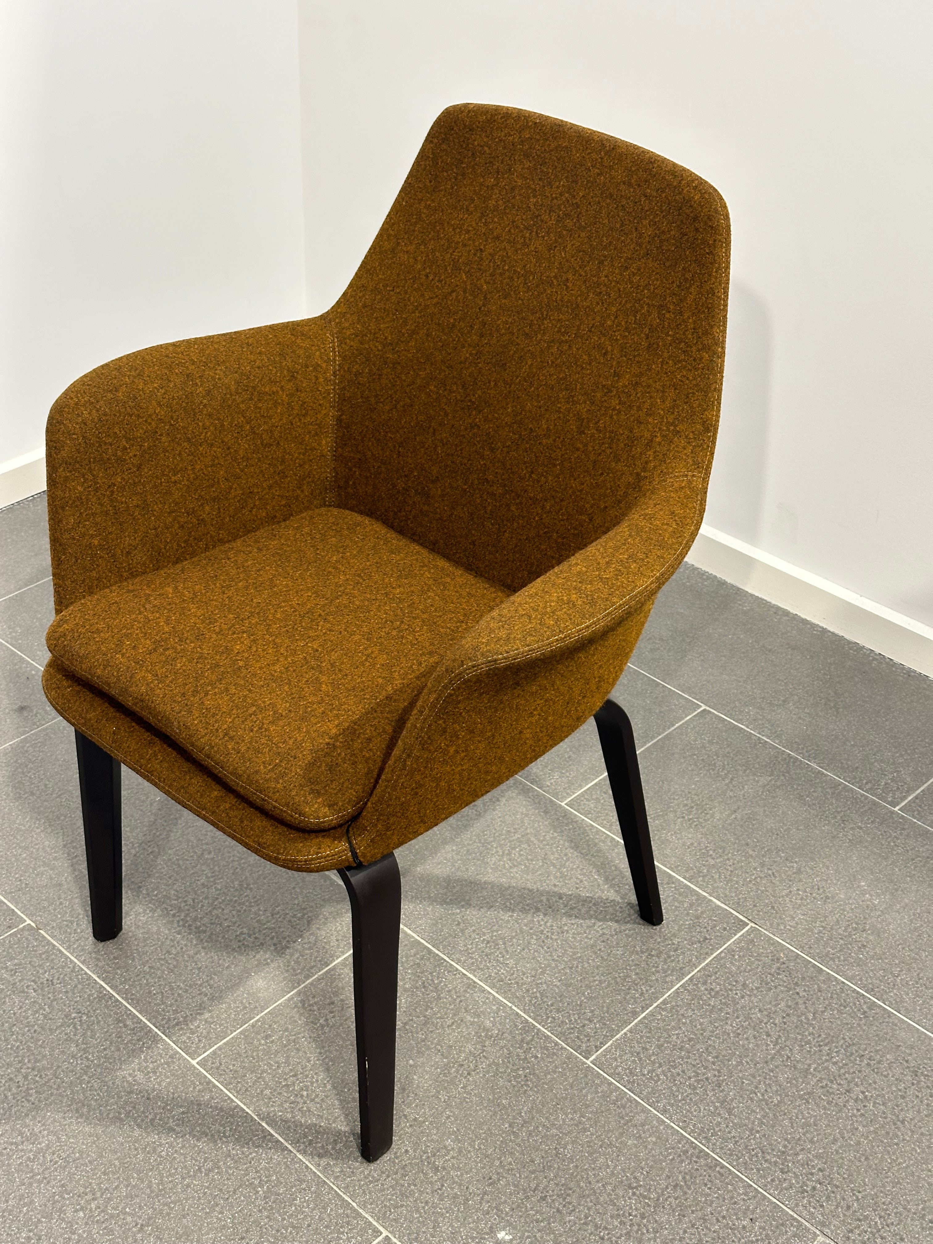 Minotti York Chairs by Rodolfo Dordoni w Original Kvadrat Danish Wool Upholstry