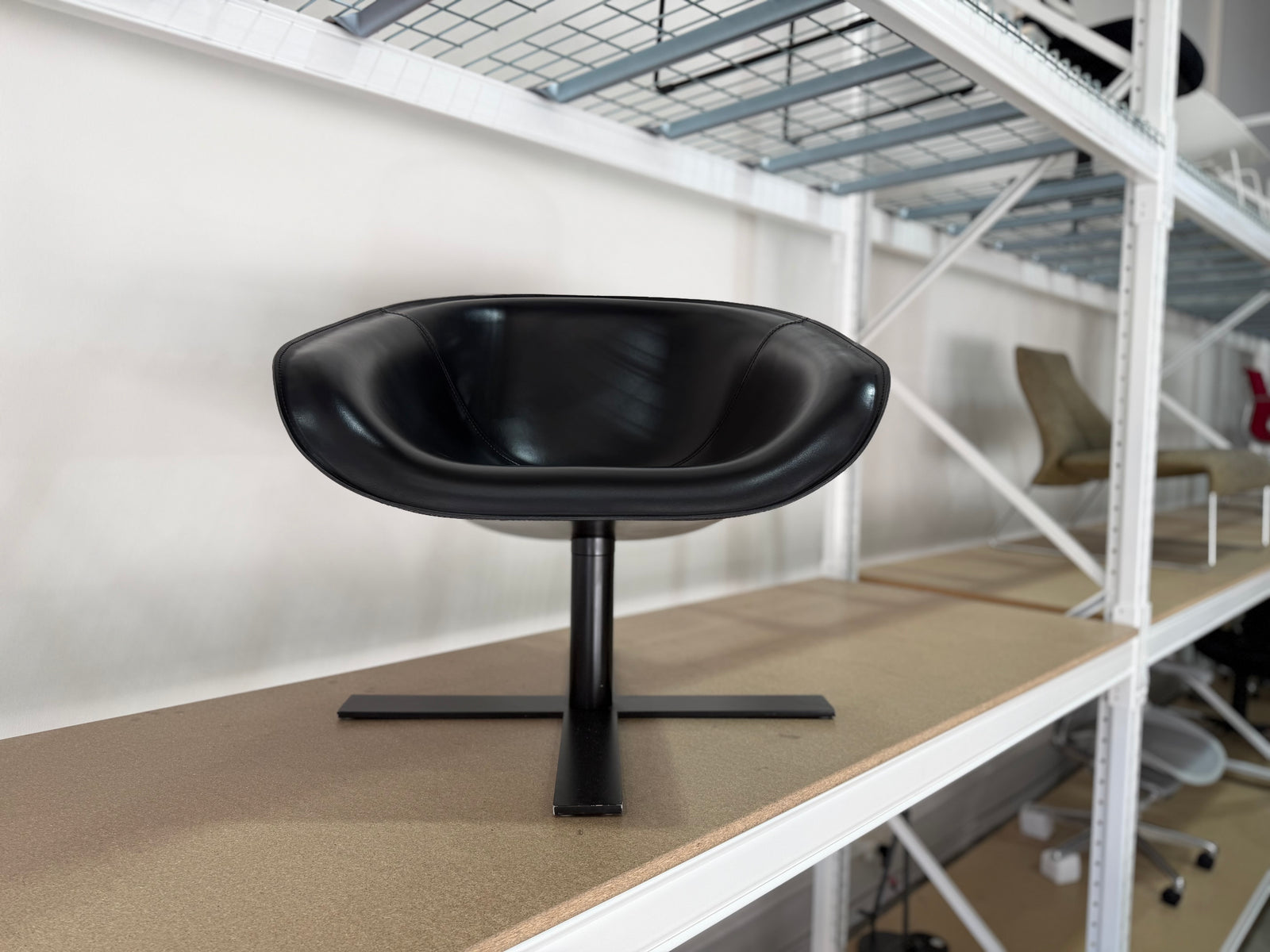B&B Italia Mart Black Leather Armchair by Antonio Citterio. Made in Italy. Verified Authentic