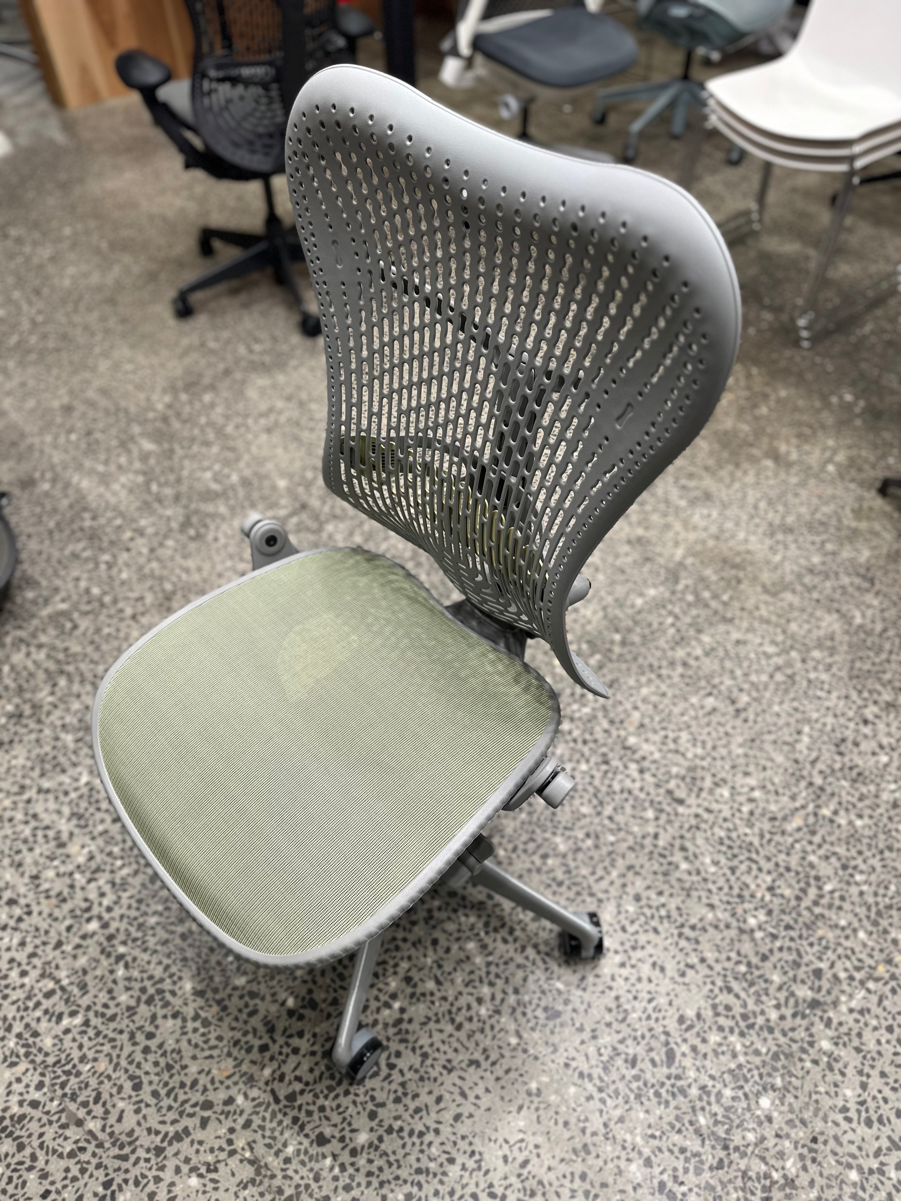 Original herman miller discount chair