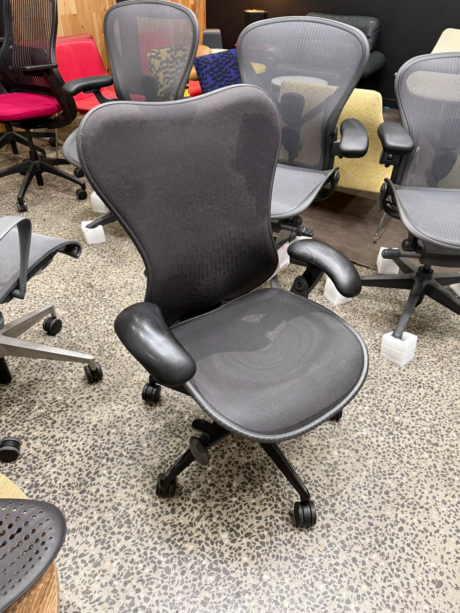 MADE IN USA Herman Miller Mirra Ergonomic Office Chair