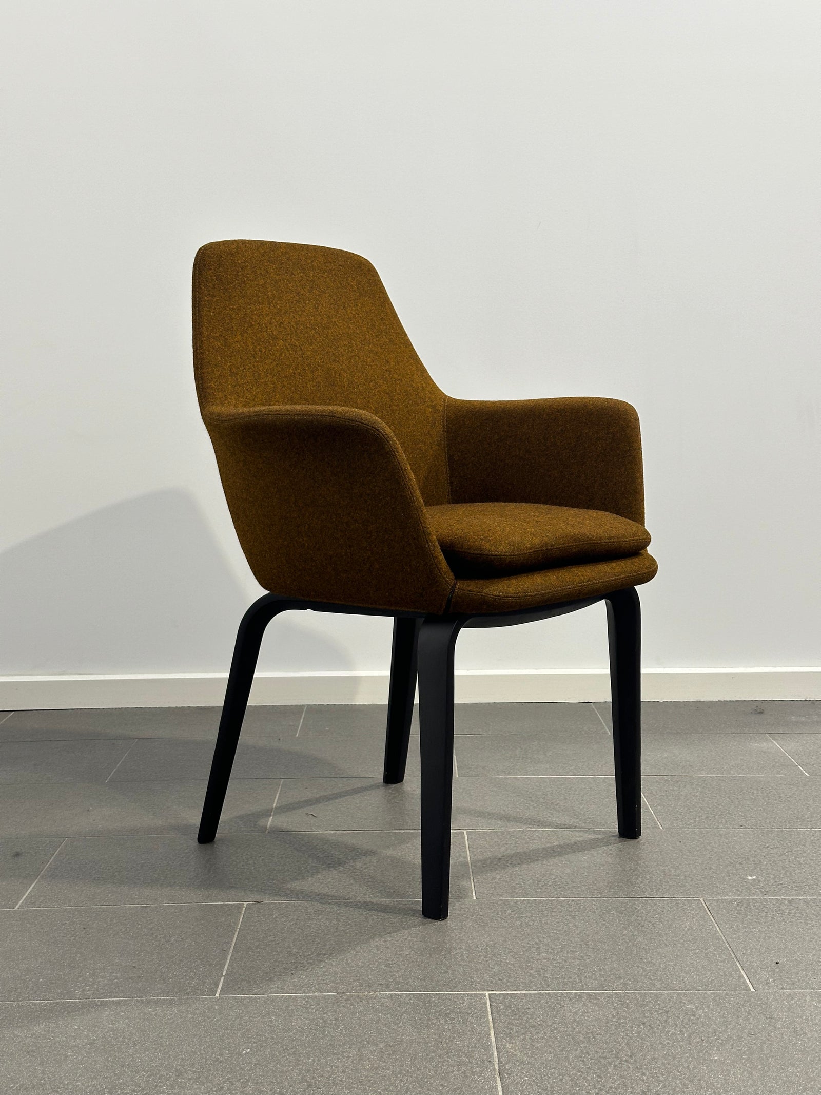 Minotti York Chairs by Rodolfo Dordoni w Original Kvadrat Danish Wool Upholstry