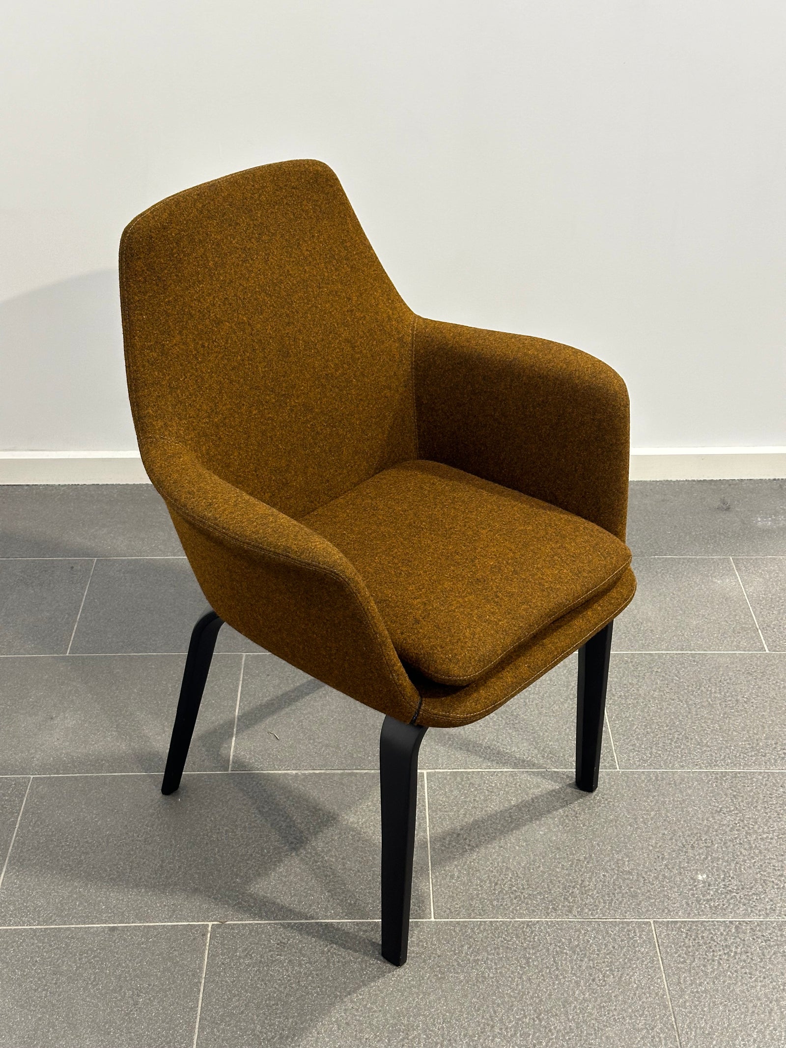 Minotti York Chairs by Rodolfo Dordoni w Original Kvadrat Danish Wool Upholstry