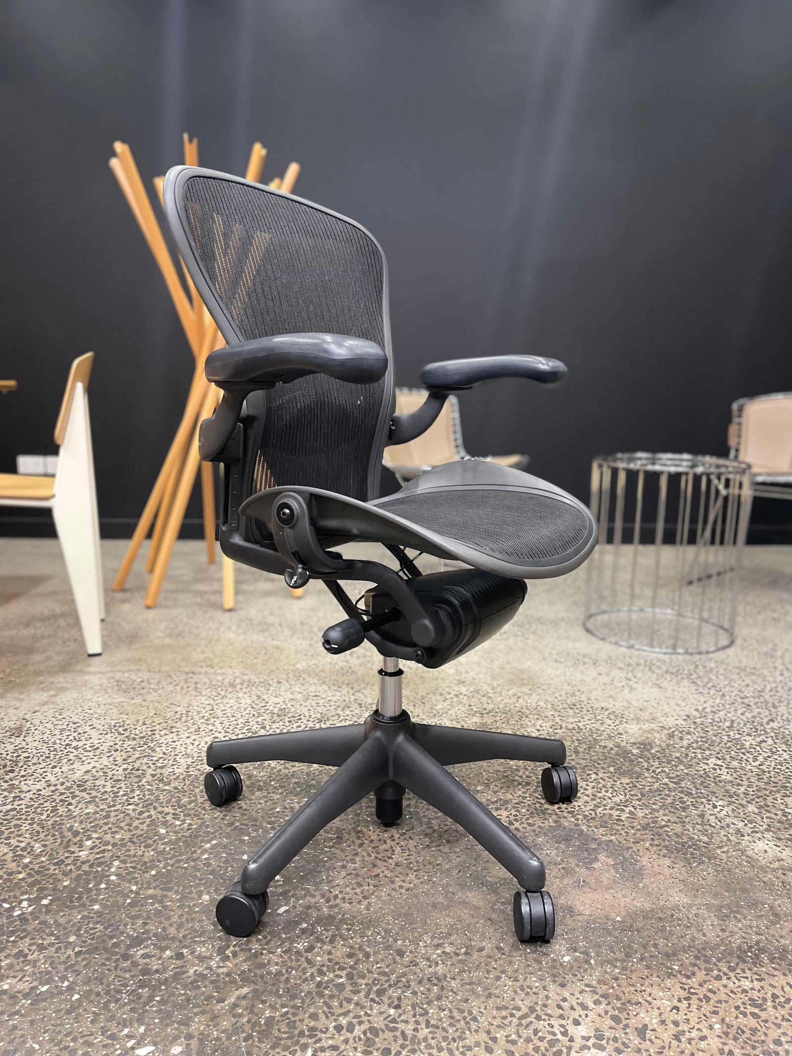 Herman Miller Aeron Classic B Refurbished New Parts inc Made in USA - The Chair Co.