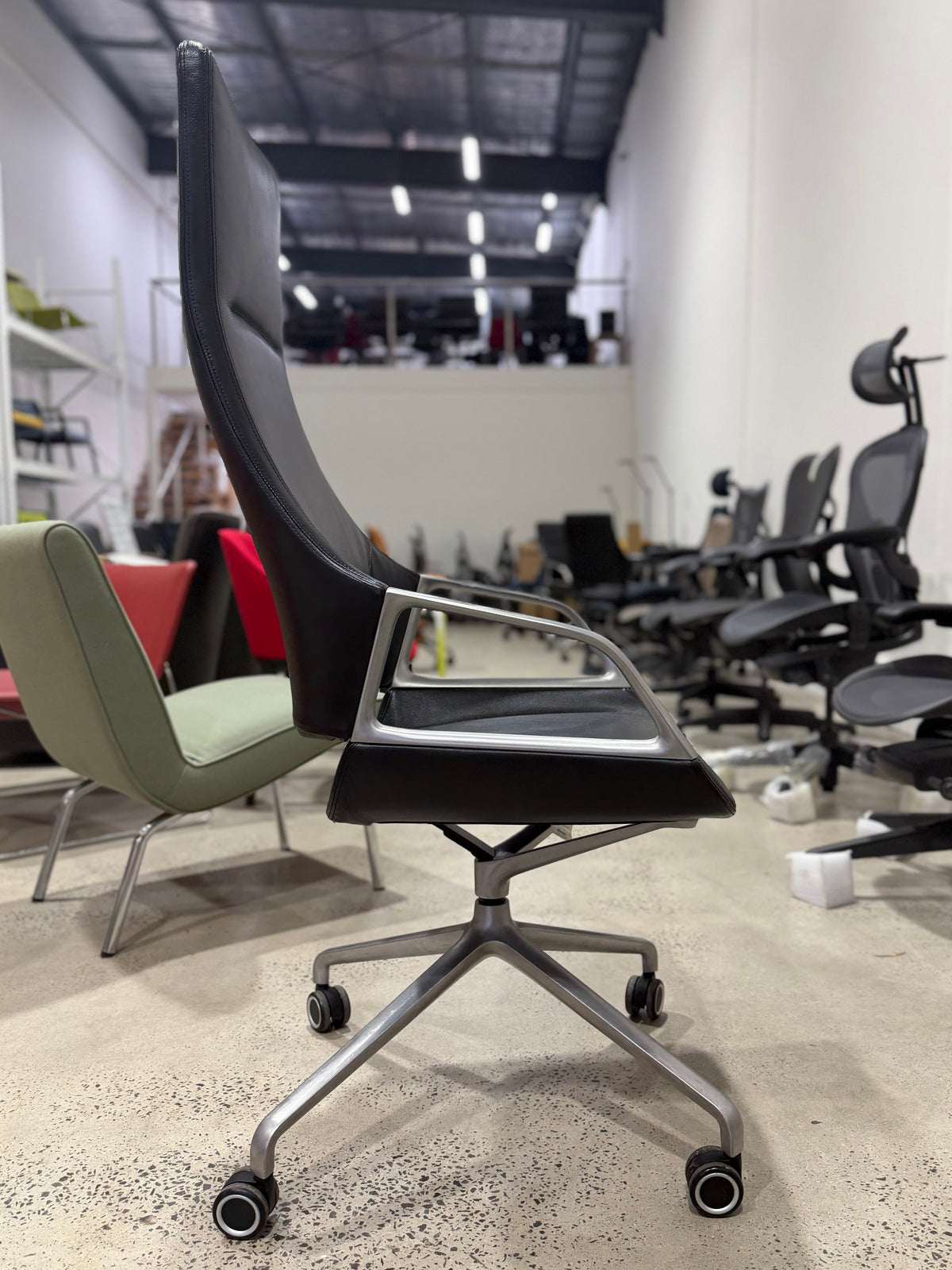 Wilkhahn Graph 302/5 High Back Executive Chair Black I Design Markus Jehs & Jürgen Laub I Made in Germany