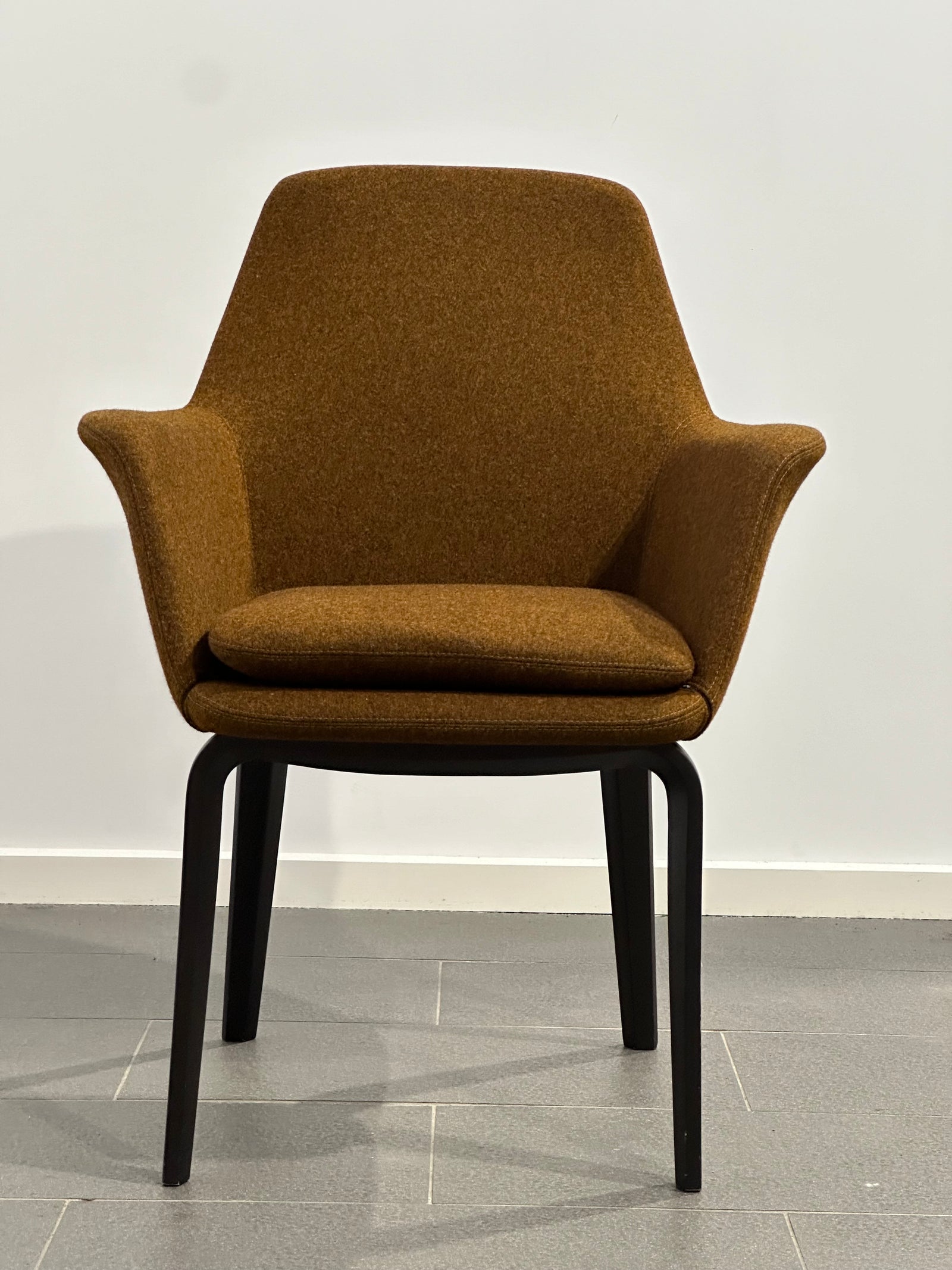 Minotti York Chairs by Rodolfo Dordoni w Original Kvadrat Danish Wool Upholstry