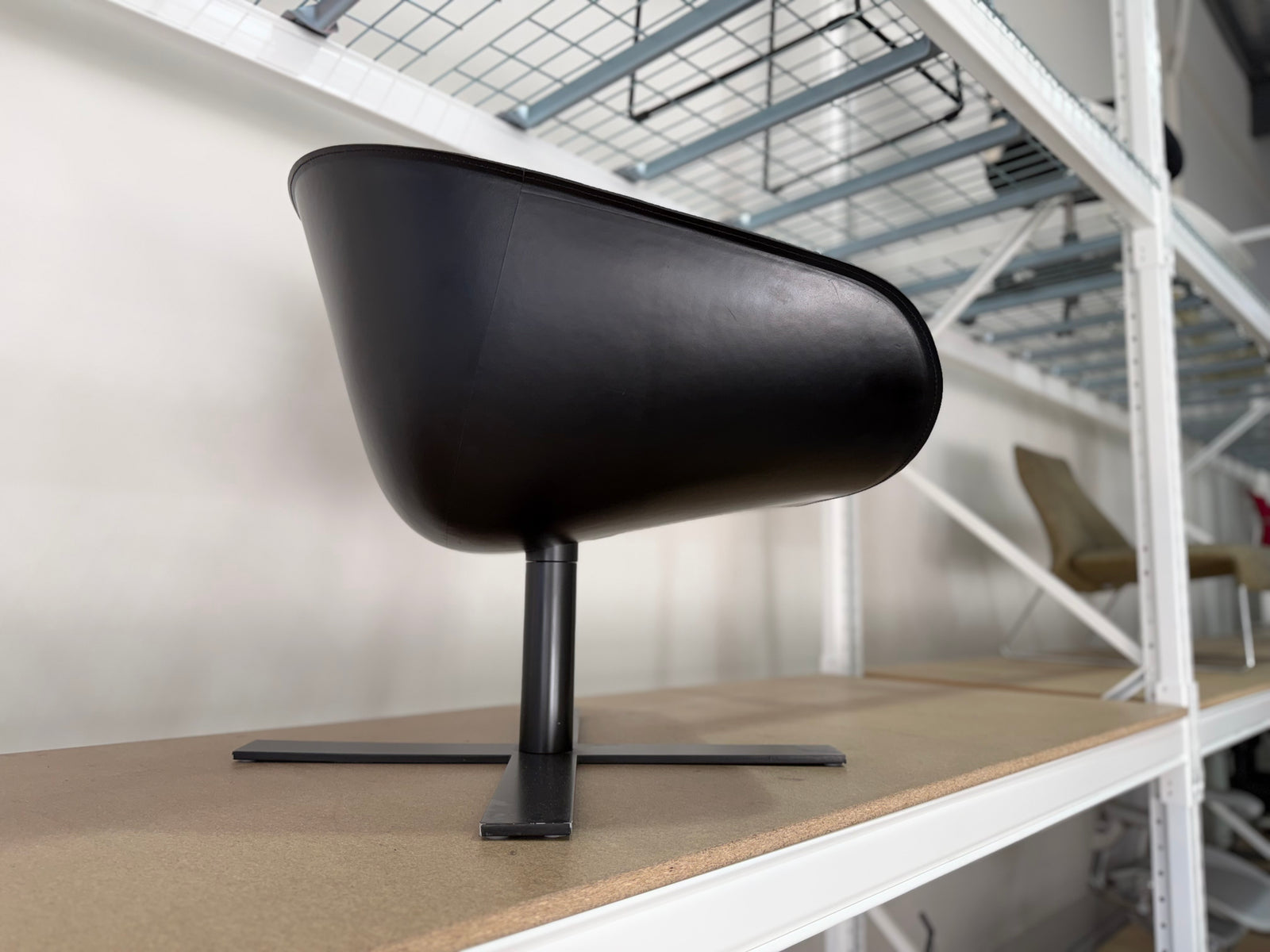 B&B Italia Mart Black Leather Armchair by Antonio Citterio. Made in Italy. Verified Authentic