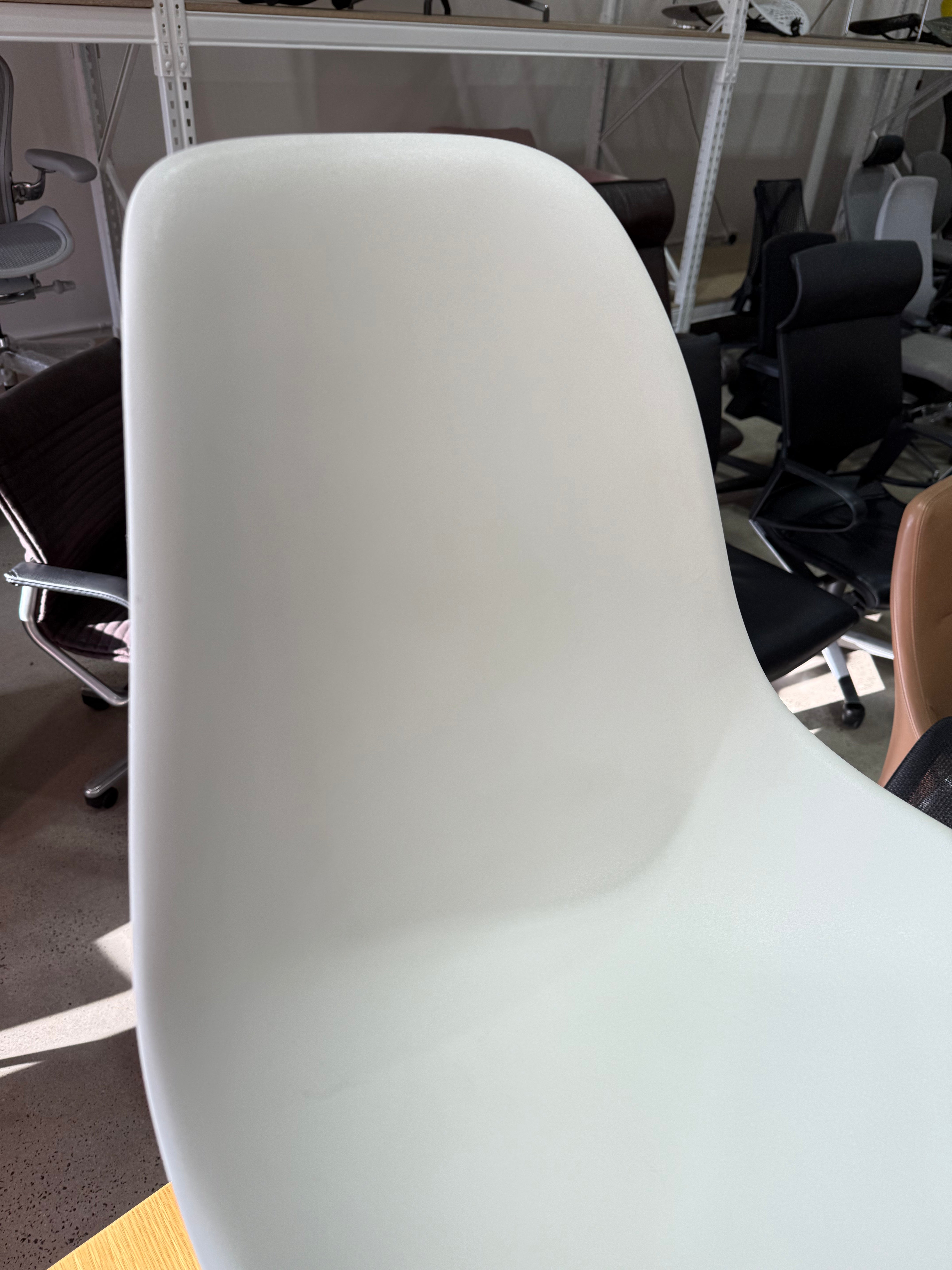 Herman Miller Eames DSS Stacking Chair I Authentic Eames Office I Herman Miller Eames DSS Stacking Chair I Authentic Eames Office I