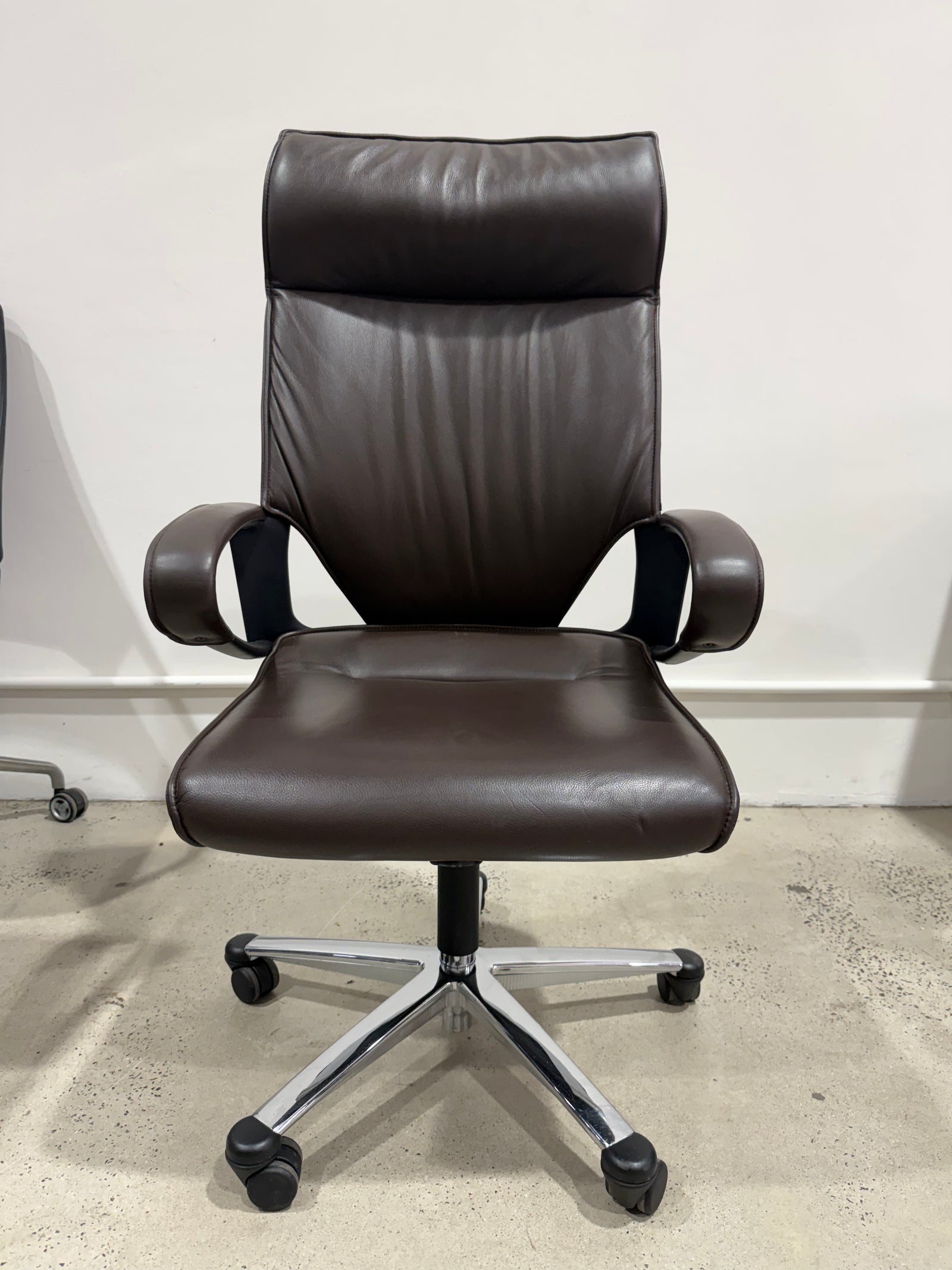 Wilkhahn Modus Executive 28 Dark Brown Soft Leather High-back Ergonomic Armchair for Office - The Chair Co.