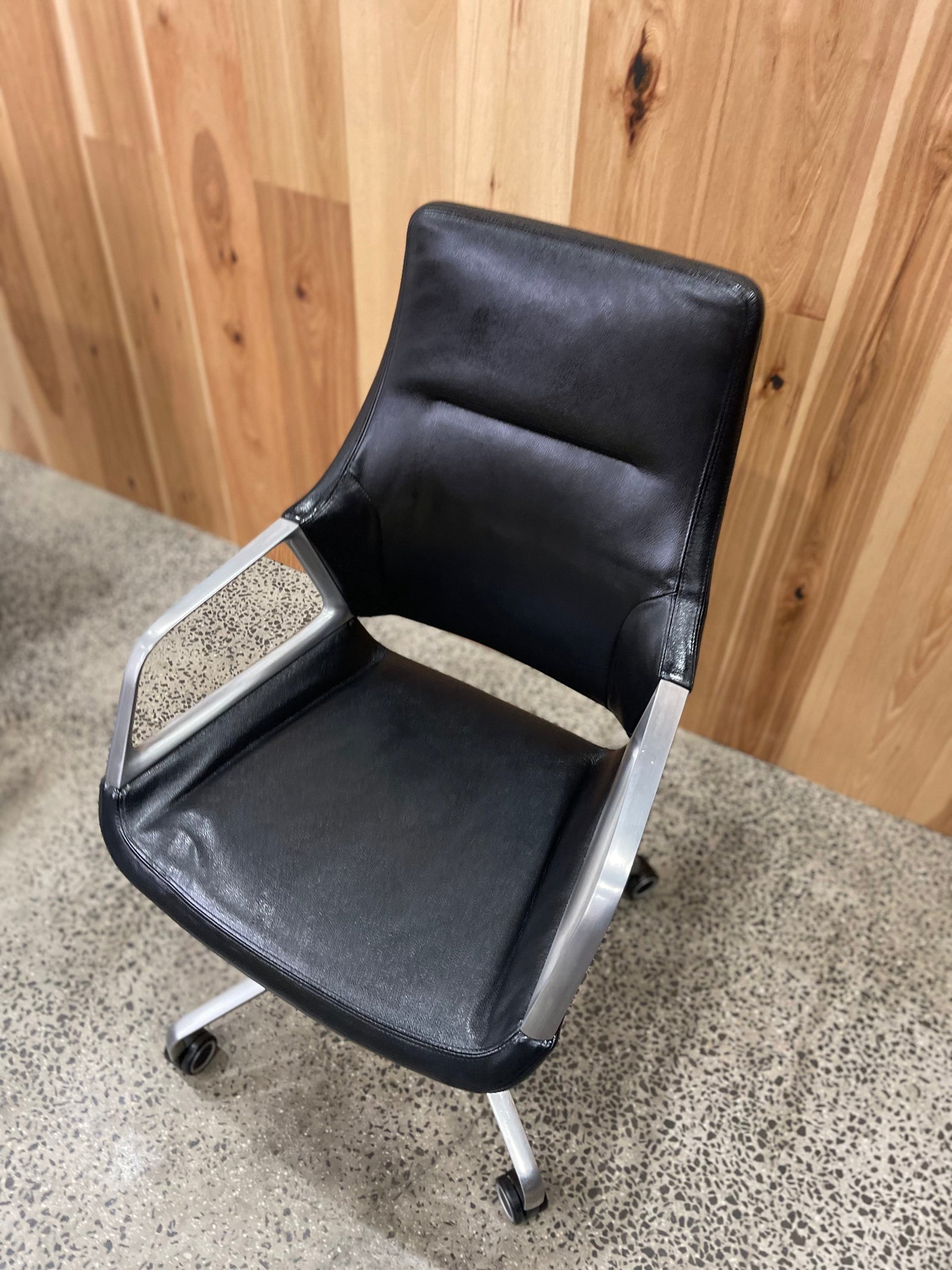 Wilkhahn Graph Chair Made in Germany Genuine Executive Management w/ Caster Wheels - The Chair Co.